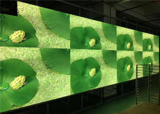 2880hz HD 작은 화소 피치 발광 다이오드 표시 풀 컬러 LED 포스터 보장 12 달