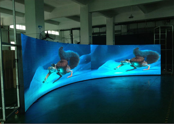 고해상 P5는 이상해던/연주회를 위해 1에서 LED 스크린 풀 컬러 SMD 3를 구부렸습니다