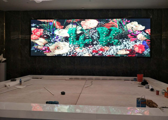 잘 고정된 정면 서비스 발광 다이오드 표시 10 Mm 화소 피치 IP65 SMD 3528